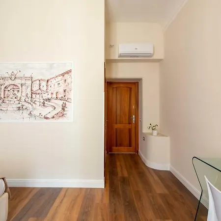 Clavdia Flat 4*