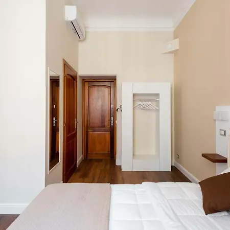 Clavdia Flat Gasthuis Rome