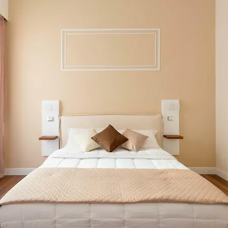 Clavdia Flat Rome